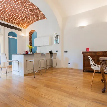 Διαμέρισμα Charming Colorful Brick By Wonderful Italy Τορίνο